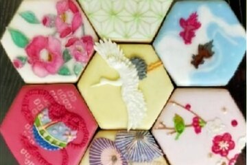 Experience Traditional Japanese Design with Icing Cookies, Tokyo