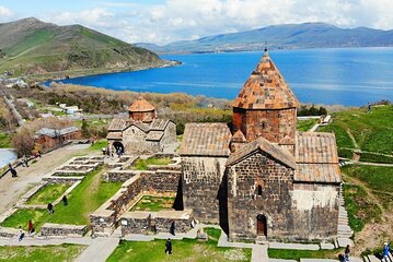 Discover Dilijan Lake Sevan and Yerevan from Tbilisi to Armenia