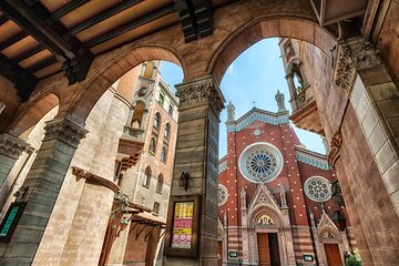 Taksim to Galata Walking Tour: Secret Passages & Local Hangouts
