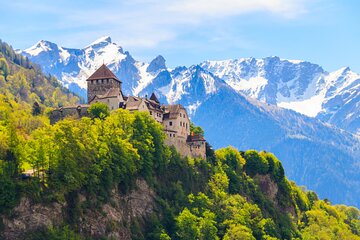 Private day trip from Zurich to Heidiland and Vaduz