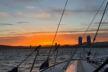 Small group boat ride to sunset