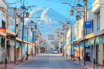 Explore 6 Famous Fuji Attractions in One Day
