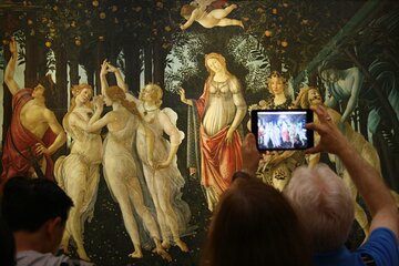 Uffizi Gallery Private Guided Tour and Ticket Entry