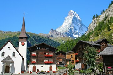 Private transfer from Zurich to Zermatt with 3h Sightseeing Stop