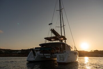 Athens Sunset Catamaran Cruise to Cape Sounio with Wine