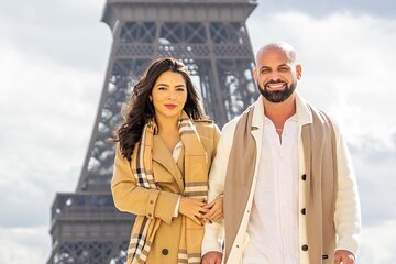 New Paris Photographer for a Surprise Proposal Perfect Yes Moment