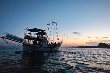 Dreamy Sails - Sunset Tour With Dinner And Wine
