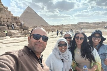 Cairo in a Day Tour (Pyramids , Sphinx, Egyptian Museum )2025