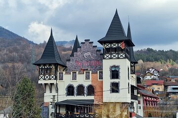 One Day Tour to Draculas Home Poenari Citadel