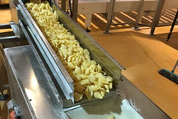 Private Gastronomic Tour Mozzarella Limoncello Oil and Pasta