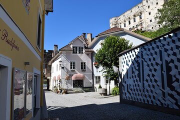 Venice to Salzburg Scenic Luxury Transfer with Sightseeing
