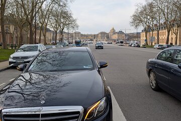 Private Transfer CDG Disneyland Paris Professional Driver 