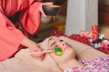 Osaka Zen Matcha facial pack & head spa at the temple <90-min>