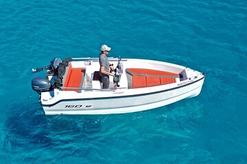 New modern License Free Boat Rental in Paros