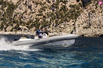 Capri Positano Amalfi with License-Free Boat from Sorrento