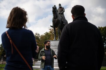 Colonial Walking Tour in Brussels