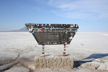 Salt Lake City to Sky Mirror-Bonneville Salt Flats Half Day Tour