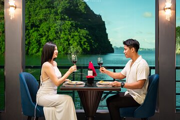 Halong Bay Carnival Cruise: Jacuzzi, Sunset Party & Local Lunch