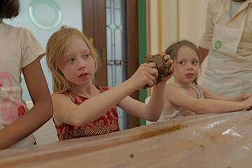 Wheel Pottery Experience at Studio Berõ
