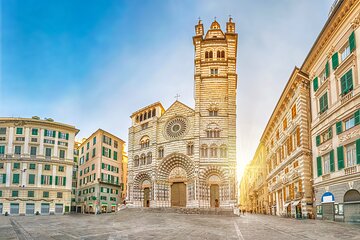 Private transfer from Zurich to Genoa with 2h of sightseeing stop