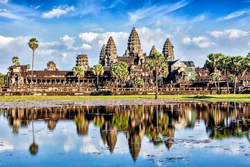 Angkor Wat Temple Full Day Shared Tour By Luxury Minivan