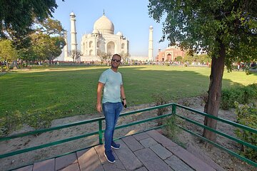 Same Day Taj Mahal, Agra Fort & Baby Taj Tour from Delhi by Car