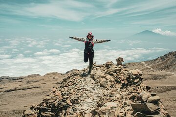 Six Days Mount Kilimanjaro Private Hiking via Machame Route
