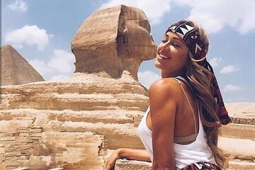 Group Tour to Giza Pyramids and Sphinx