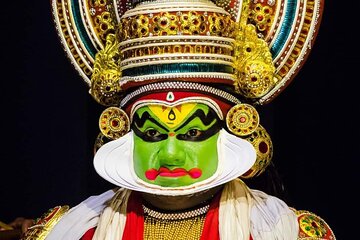 Kochi Over View: Kathakali, Dinner, Pick & Drop Included Tour 
