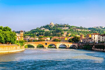 Verona - City of Lovers: Full-Day Private Tour from Venice