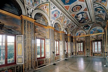 Private Tour of Villa Farnesina, Raphael's Paintings & Trastevere