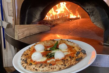 Pizza Making in Milan with a Relaxing View