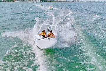Speed Boat Tour and Snorkel Cancun