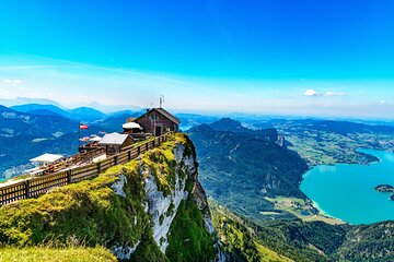 Private day trip from Munich to Eagle's Nest, Salzburg and back