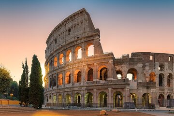 Rome at Sunset: Colosseum with Arena & Trevi Fountain Group Tour