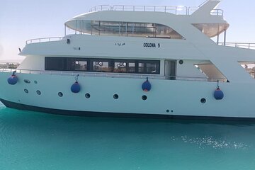 Luxury Boat Snorkeling VIP Trip 