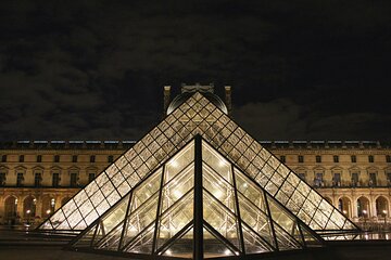 Louvre Museum Entry Ticket with Audio Guide 