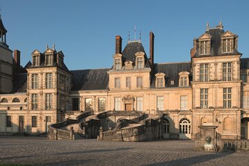 Chateau de Vaux-le-Vicomte Private Tour from Paris