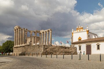 From Lisbon to Evora Monsaraz Full Day Tour