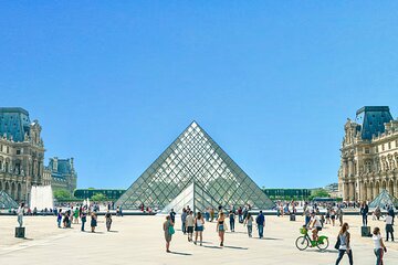 Paris Free Walking Tour (Tip-Based)