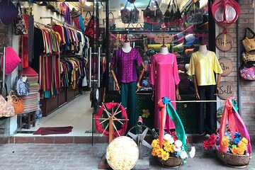 Private Tour: Explore Van Phuc Silk & Duong Lam Ancient Village