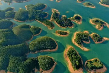 Explore Hidden Gems close Hanoi: Duong Lam Village, Thac Ba Lake