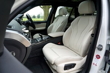 Economy Transfer from Dublin Airport to Belfast