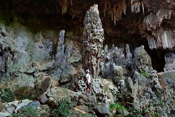 Mai Chau Valley Small Group Day Tour Limousine Caving and Biking