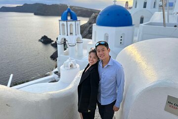 6 Hours Private Tour in Santorini Island