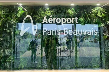Private transfer from Paris to Beauvais or vice versa - One way