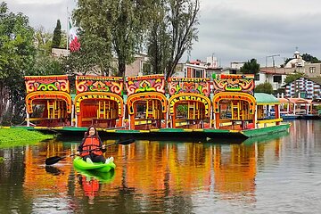 Private kayaks tour in Xochimilco & Cuicuilco pyramid