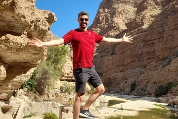 Private Group Tour from Muscat to Wadi Shab By Mini Van 