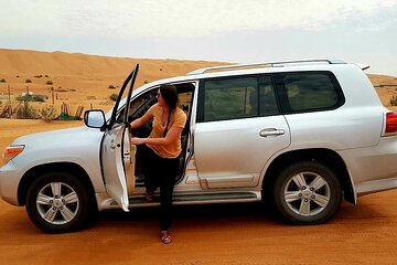 Private Transfer from Muscat to Wahiba Sand Desert by 4X4 Vehicle