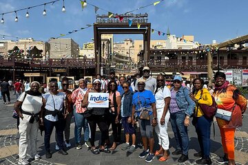 The UAE Essentials with Fully Live Guided Tour - 5 Days / 4 Nights